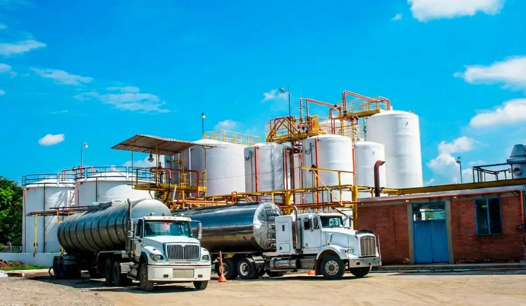 Fuel trucks providing mobile fuel delivery in Austin at an industrial facility